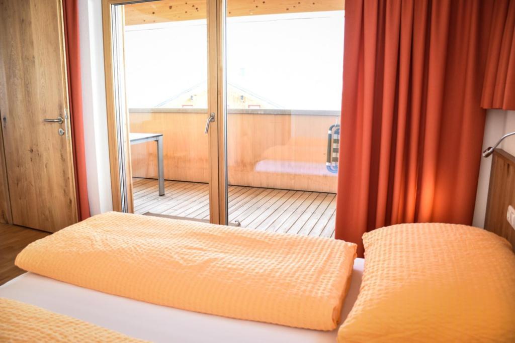 Haus Alpenblick Apartamento Schröcken Exterior foto